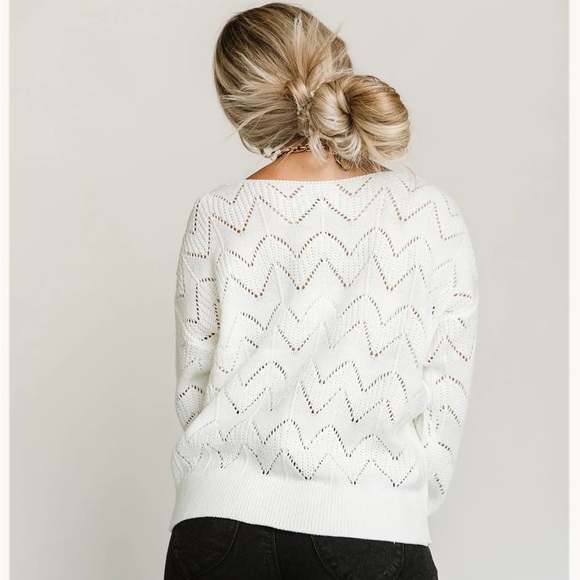 Cream Open-Knit V-Neck Sweater 1X - Picture 2 of 3